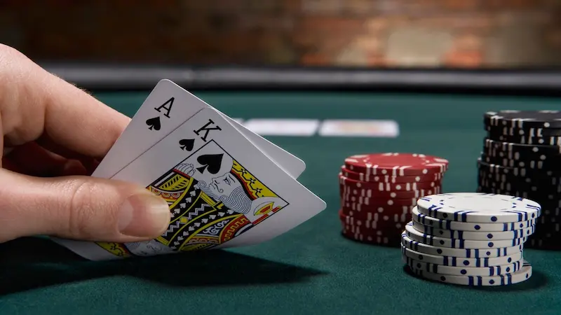 Poker Rules through the Card Dealing Phases